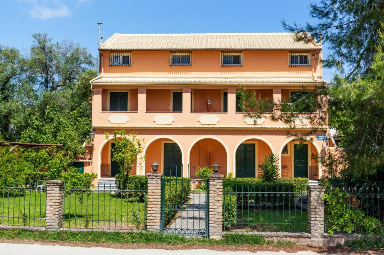 Granis Family House Apartman Ano Lefkimmi Kültér fotó